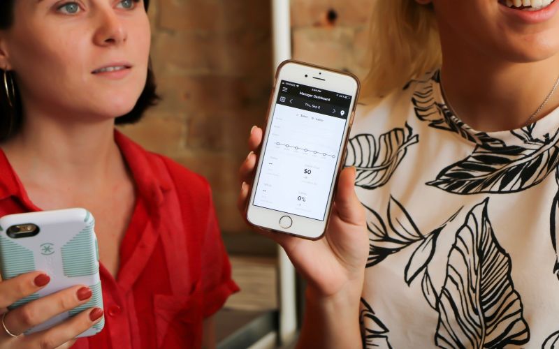 Sua empresa precisa de uma quantidade alta de celulares para um curto período de tempo?
