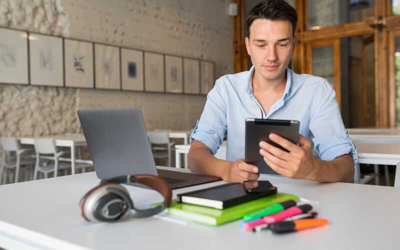 Aprendizado interativo: benef&iacute;cios da loca&ccedil;&atilde;o de tablets na educa&ccedil;&atilde;o