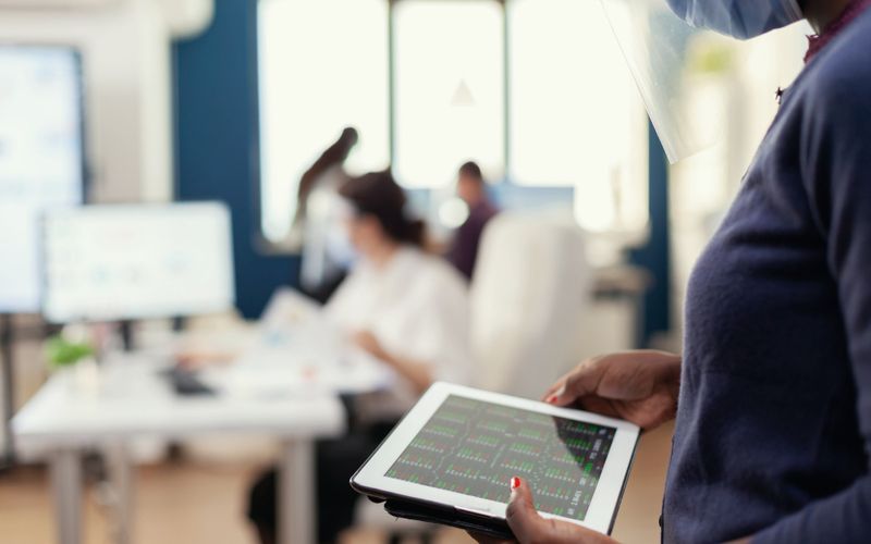 Outsourcing de tablets: como funciona e quando vale a pena para empresas?