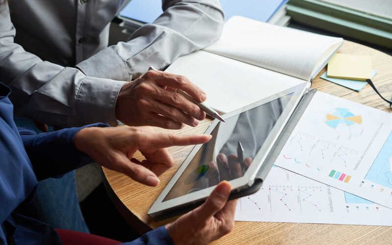 Aluguel de Tablet: Tudo o Que Sua Empresa Precisa Saber